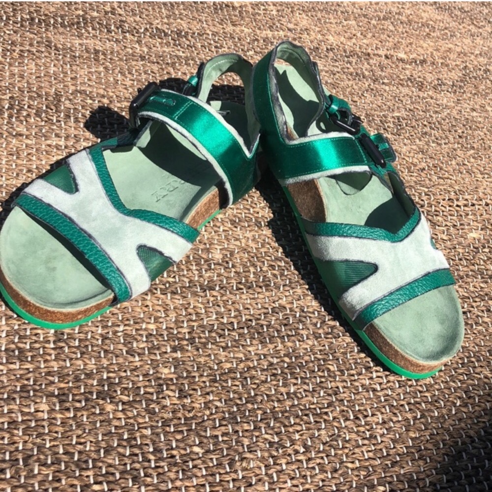 Burberry Prorsum Sandals! - Picture 5 of 10